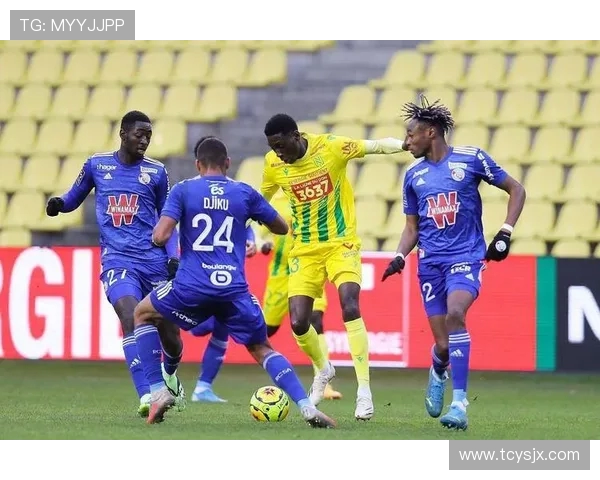 法甲里昂与其他法甲豪门球队的对比分析